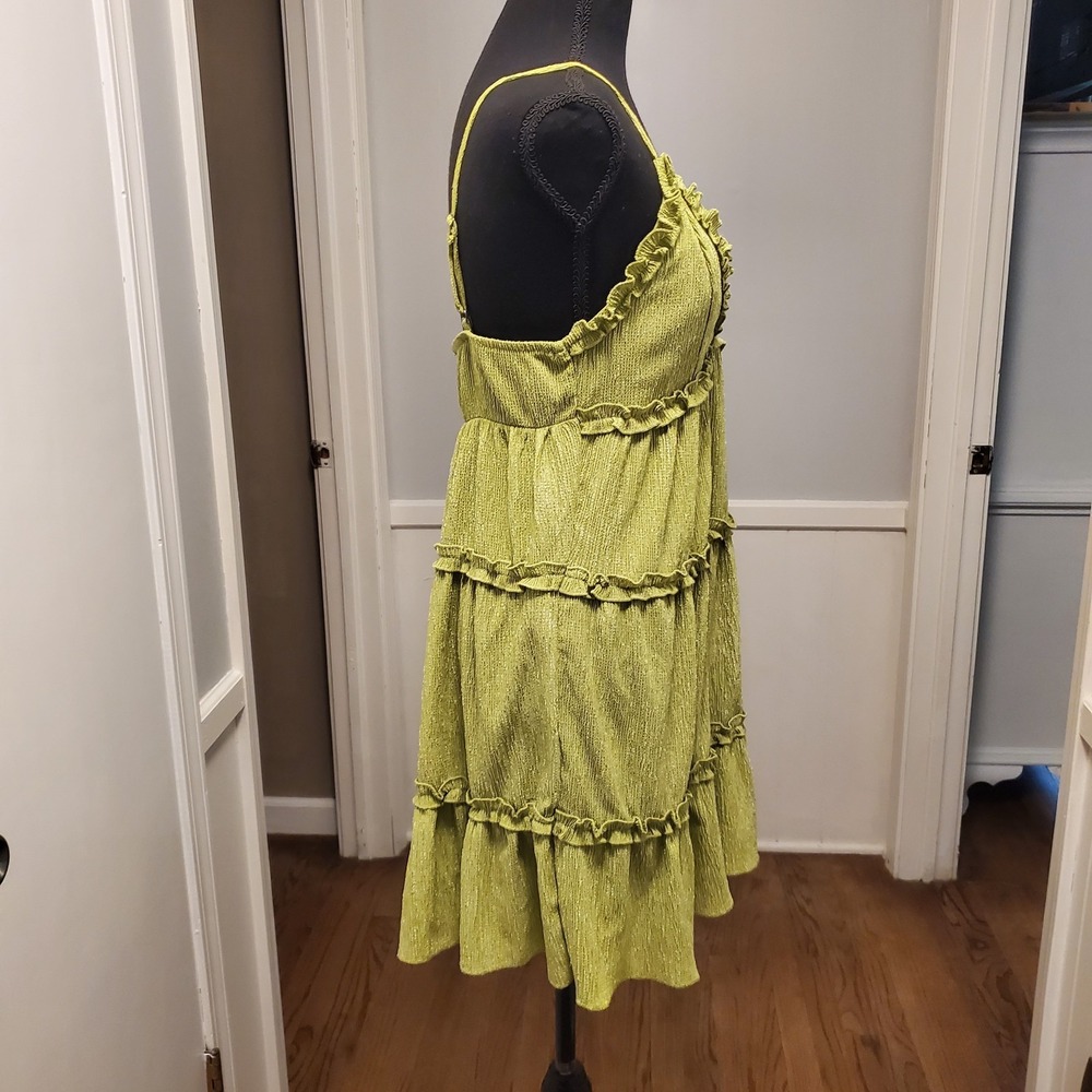 Wild Fable Mini Dress Green Crinkle Fabric Tiered Babydoll Size Med Adj Straps - Picture 4 of 9